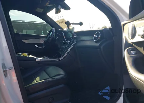 2019 Mercedes-Benz Glc 300 4Matic from USA, damaged, VIN WDC0G4KB3KF639078